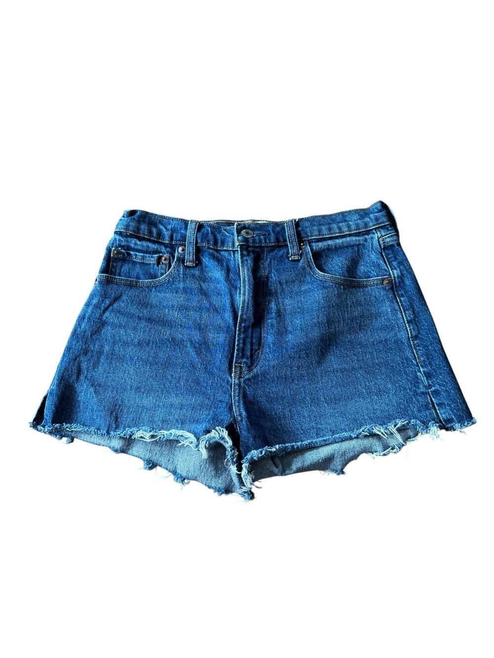 Abercrombie & Fitch The Mom Shorts High Rise Frayed Hemline 26/2 Festival Beach